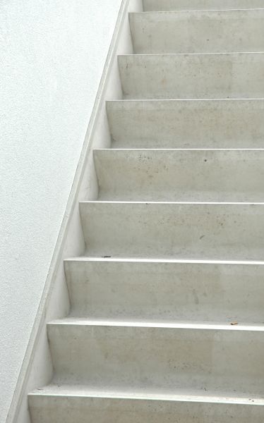 Cost of Cracked Stairs Repair in Columbia