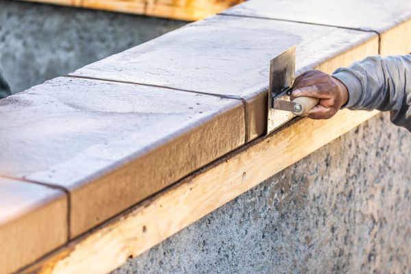 Cost of Concrete Coping Repair in Columbia